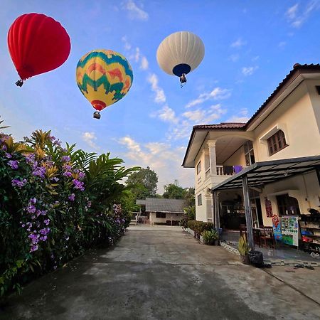 Saphaothong Guesthouse Ванг-Виенг Экстерьер фото