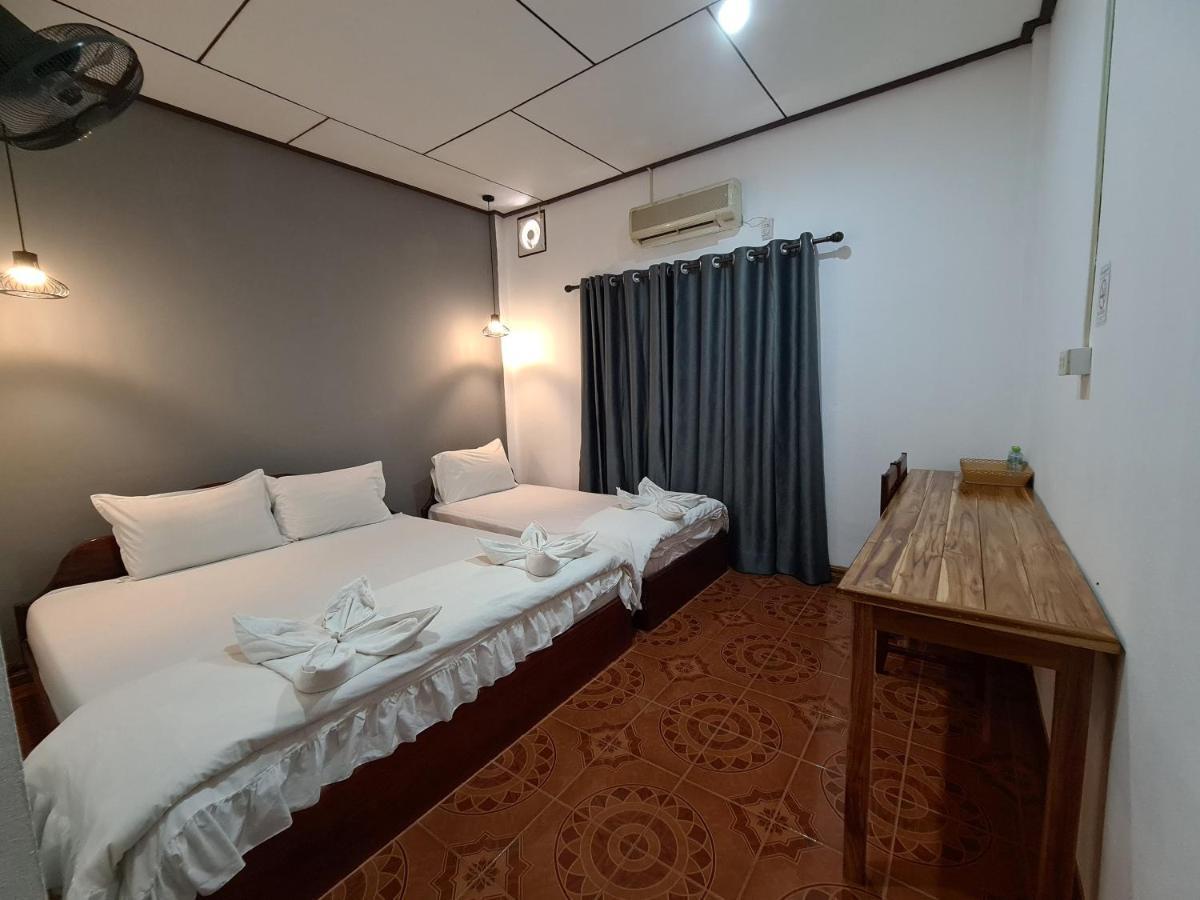 Saphaothong Guesthouse Ванг-Виенг Экстерьер фото