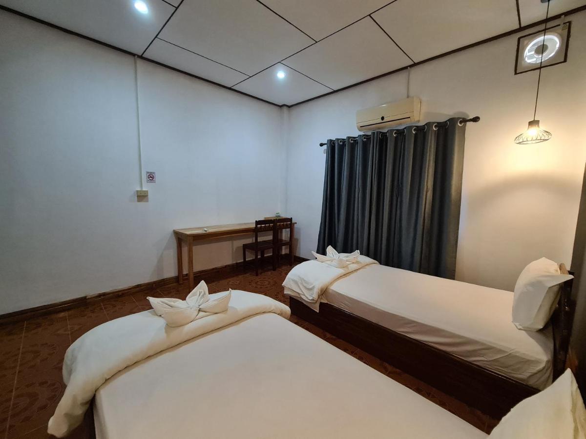 Saphaothong Guesthouse Ванг-Виенг Экстерьер фото