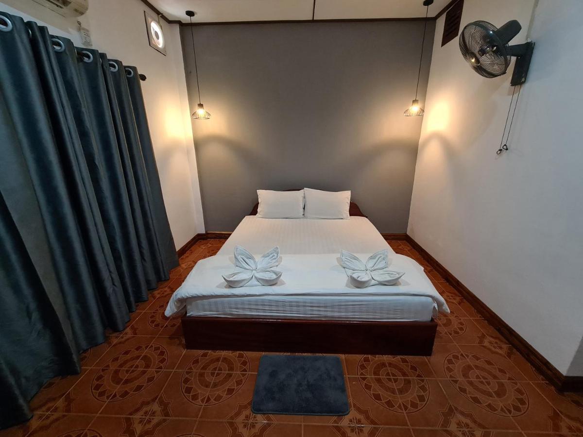 Saphaothong Guesthouse Ванг-Виенг Экстерьер фото